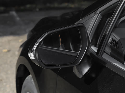 2026�� 1.8L ˫�� ��Ӣ��