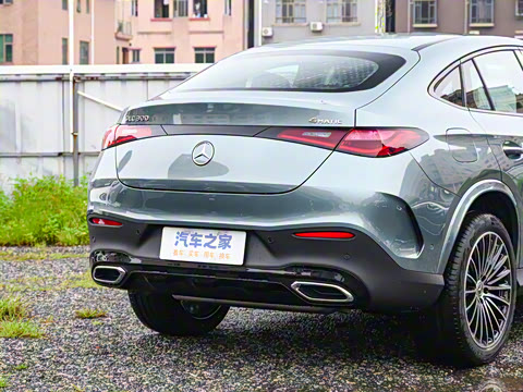 2025�� �Ŀ� GLC 300 4MATIC ����SUV