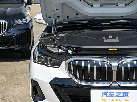 2026�� eDrive 40L M�˶���װ