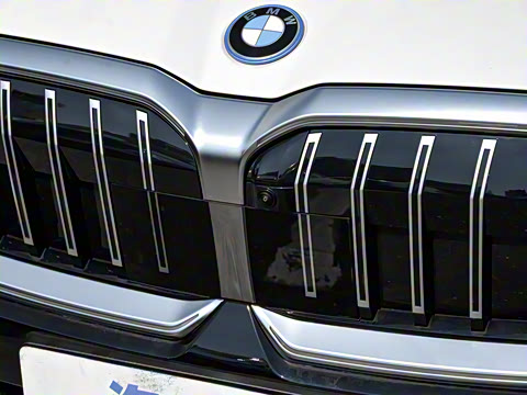 2026�� eDrive 40L M�˶���װ