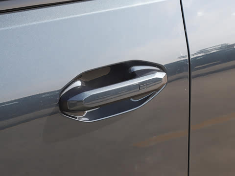 2026�� 2.0TD XWD ����