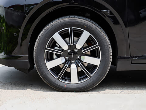 2026�� 610 �����״�Ultra