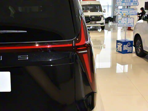 2025�� 2.0T �Զ������� 7��