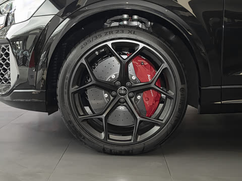 2026�� RS Q8 4.0T performance