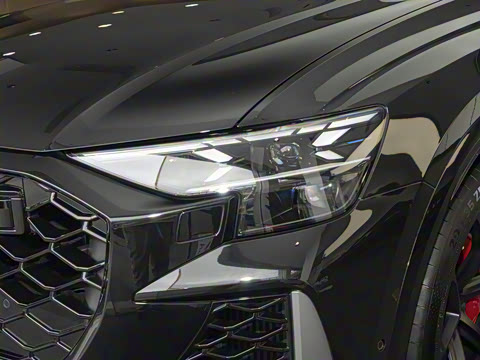 2026�� RS Q8 4.0T performance