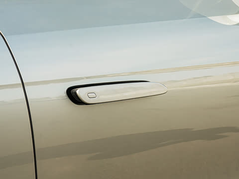 2025�� DM 215KM�����״��콢��