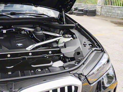 2025�� xDrive 30Li ������M�˶���ҹ��װ