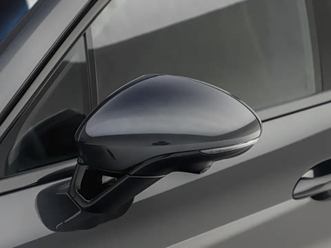 2026�� Panamera �����ӳ������� 2.9T