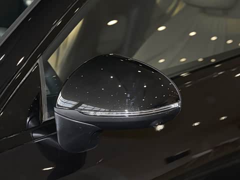 2026�� CLE 300 4MATIC �����ͽ��ܳ�