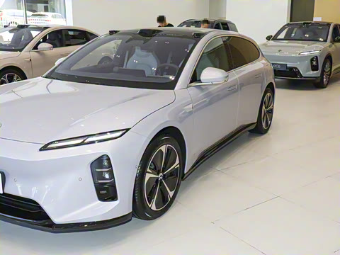 2025�� 100kWh Touring