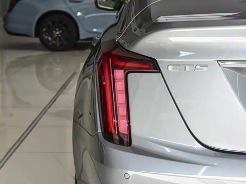 2025�� 28T ���з��а�