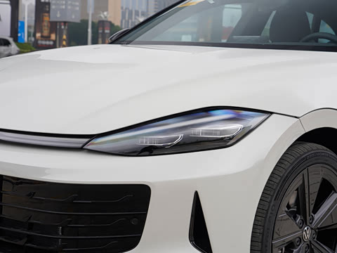 2026�� ���L GTS 380TSI ����