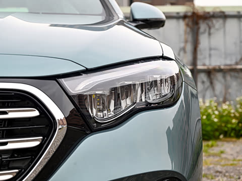 2026�� E 300 L ������