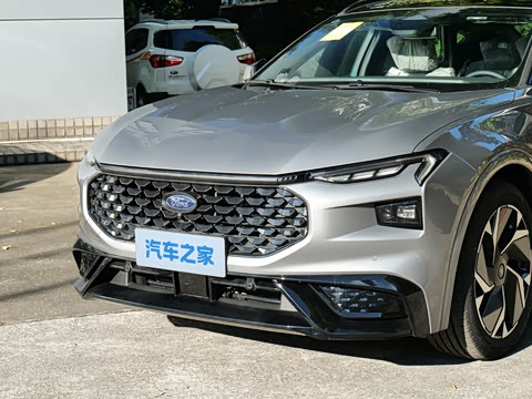 2026�� 2.0T EcoBoost  E �춯  �˶��� ST-Line