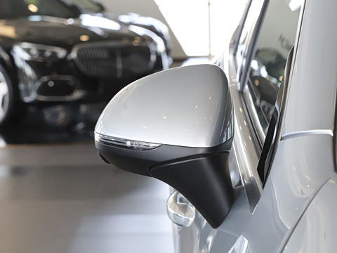 2025�� 350 e L 4MATIC ��ذ�