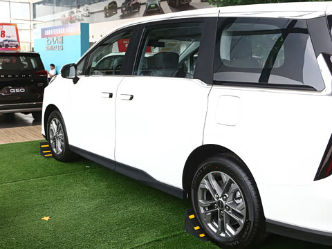 2025�� 2.0T �Զ������� 7��