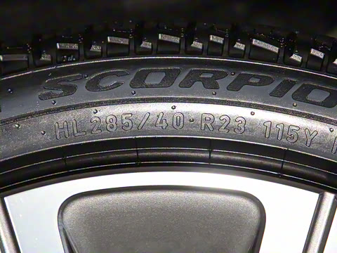 2025�� 3.0 L6 400PS �䷶�ӳ���