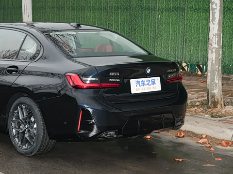 2026�� 330Li M�˶���ҹ��װ