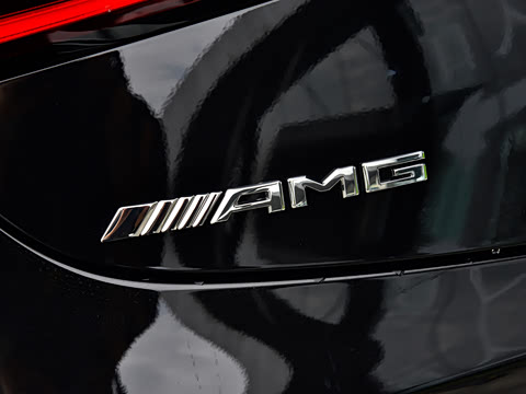 2026�� �Ŀ� AMG CLE 53 4MATIC+ ���ܳ�