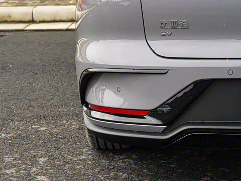 2025�� EV �Ǽݰ� 635KM�콢��