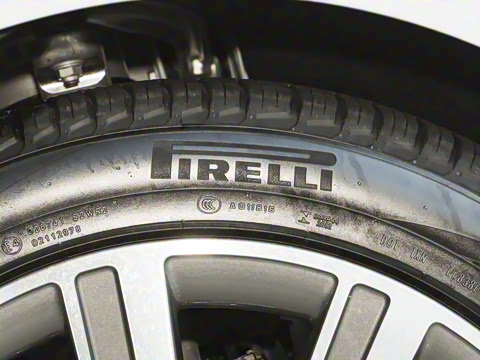 2025�� 3.0 L6 400PS �����ӳ���