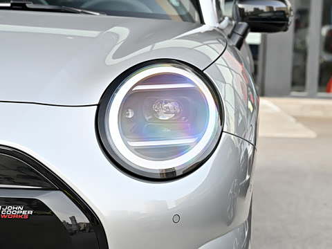 2026�� 463km COOPER SE ������