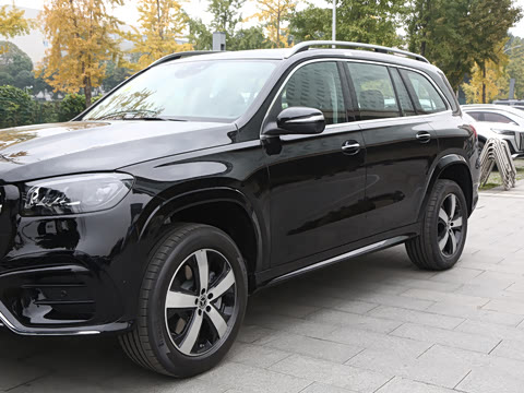 2026�� GLS 450 4MATIC ������