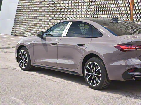 2026�� 2.0T �˶���