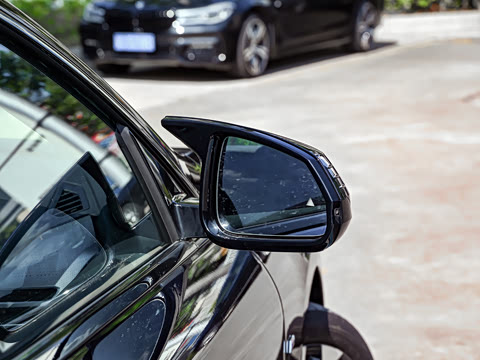 2026�� M235L