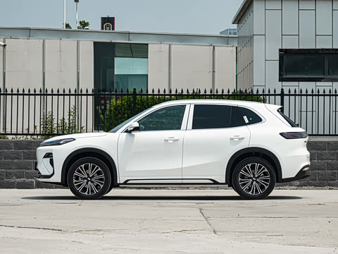 2026�� 605km Զ��+