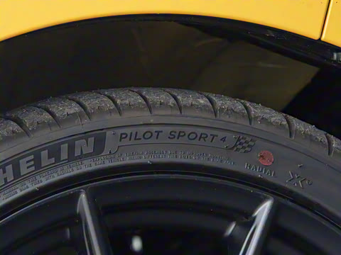 2026�� 2.4L �Զ���â������