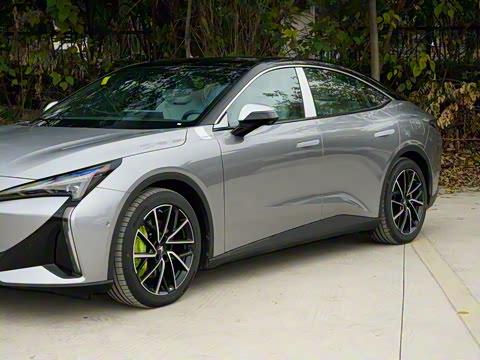 2025�� �Ŀ� 668MAX���а� 200kW