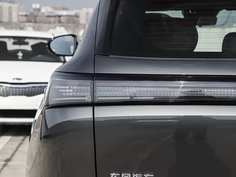 2027�� L8+ 220KM ׿Խ��