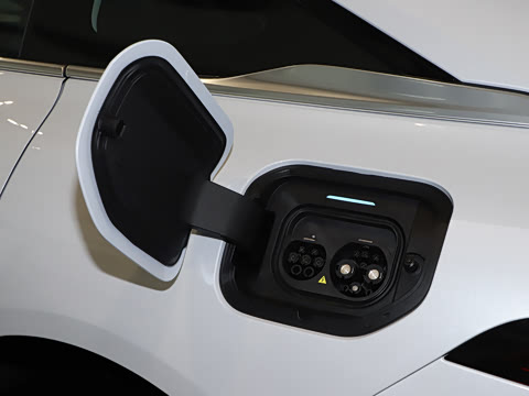 2025�� ������