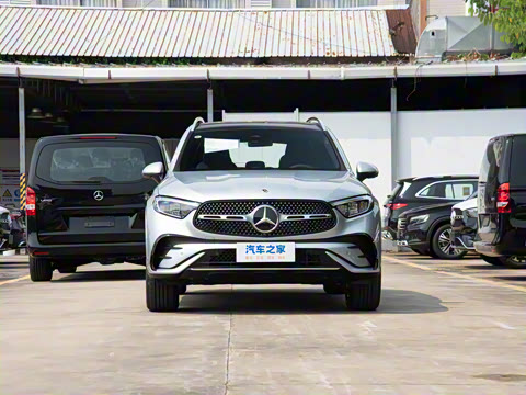 2025�� �Ŀ� GLC 260 L 4MATIC ������