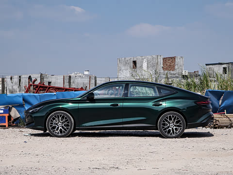 2026�� 1.5T 300 DCT���Ű�