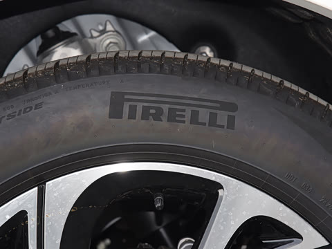 2026�� 2.0T ������춯��