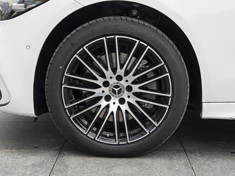 2026�� C 260 L �˶������