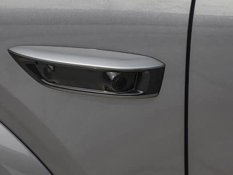 2026�� quattro Ǭ���Ǽݰ�