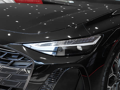 2026�� 2.0T quattro ������