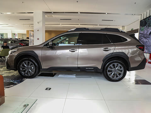 2024�� 2.5i AWD�˶��� EyeSight