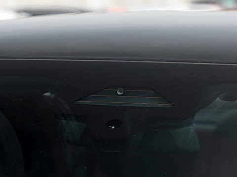 2026�� �Ŀ� 525Li ������װ