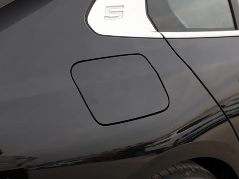 2026�� �Ŀ� 525Li ������װ