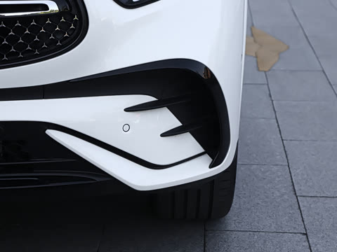 2026�� GLC 300 4MATIC ����SUV