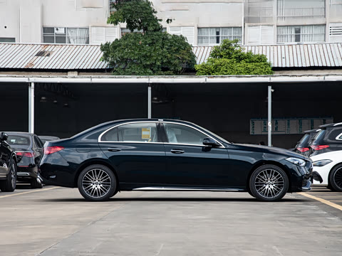 2026�� C 260 L �˶��ر��