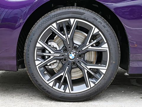2026�� 225L M�˶���װ