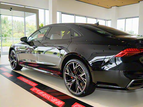 2025�� 55 TFSI quattro ����ʿ��