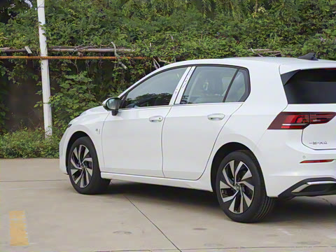 2026�� 300TSI Pro