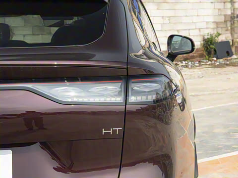 2025�� 670 Max��