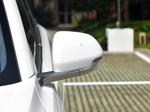 2025�� ���� Max+ ������������ 